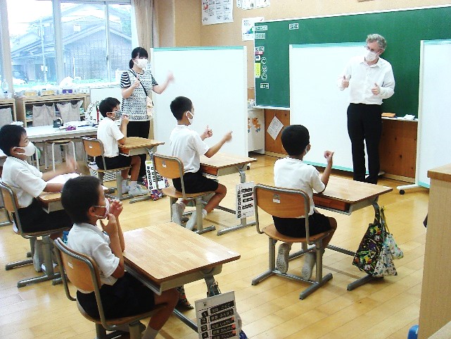 9月18日22